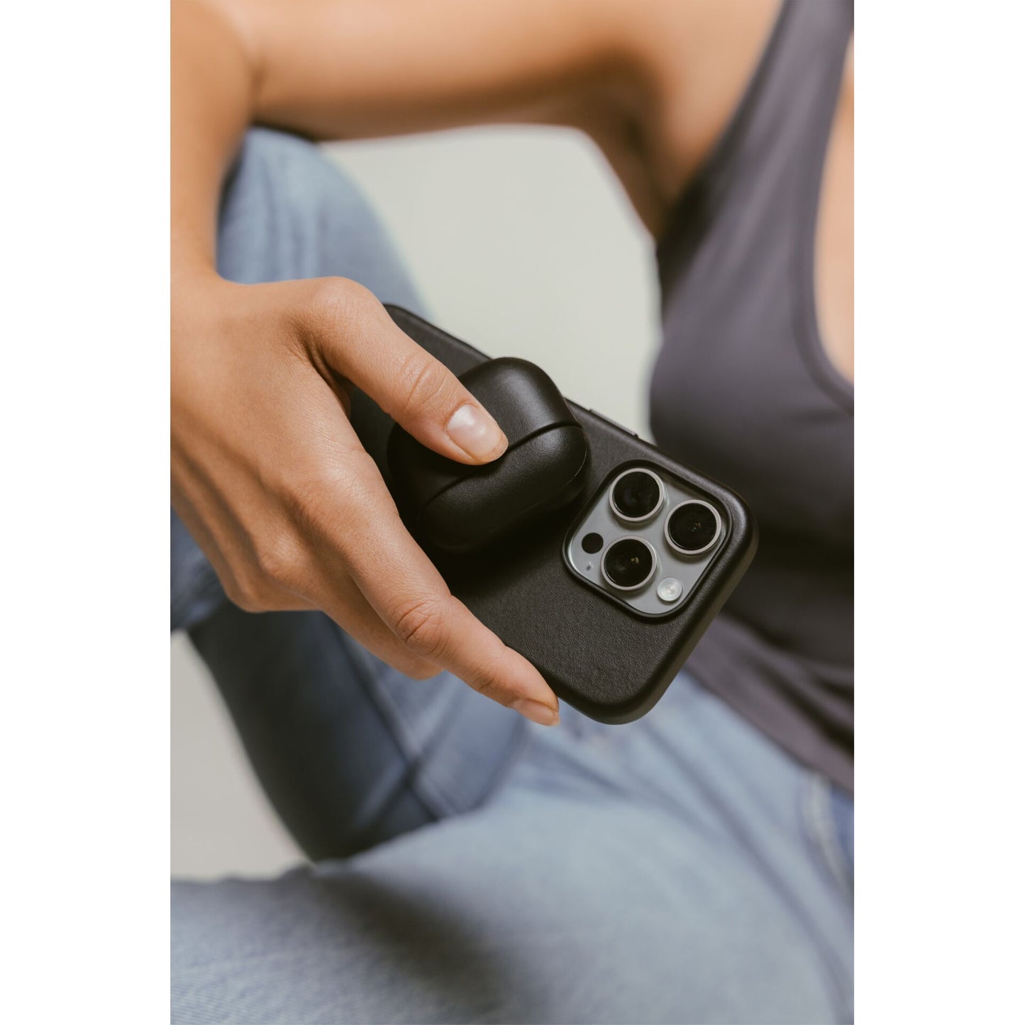 Nomad Modern Leather Case Airpods 4 Black