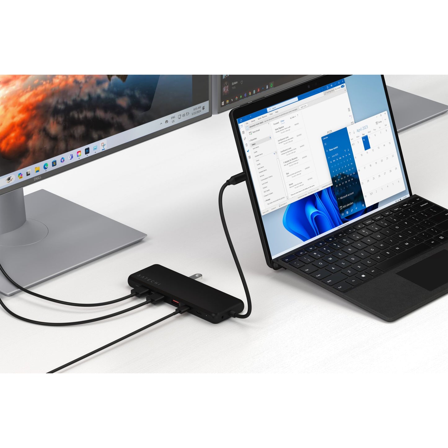 Satechi USB-C 13-in-1 Triple Display Multiport Adapter