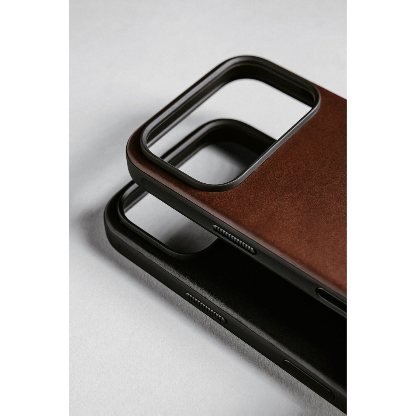 Nomad Modern Leather Case iPhone 17 Pro Max Black Horween