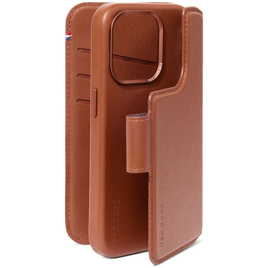 Decoded Leather Detachable Wallet for iPhone 15 Pro Tan