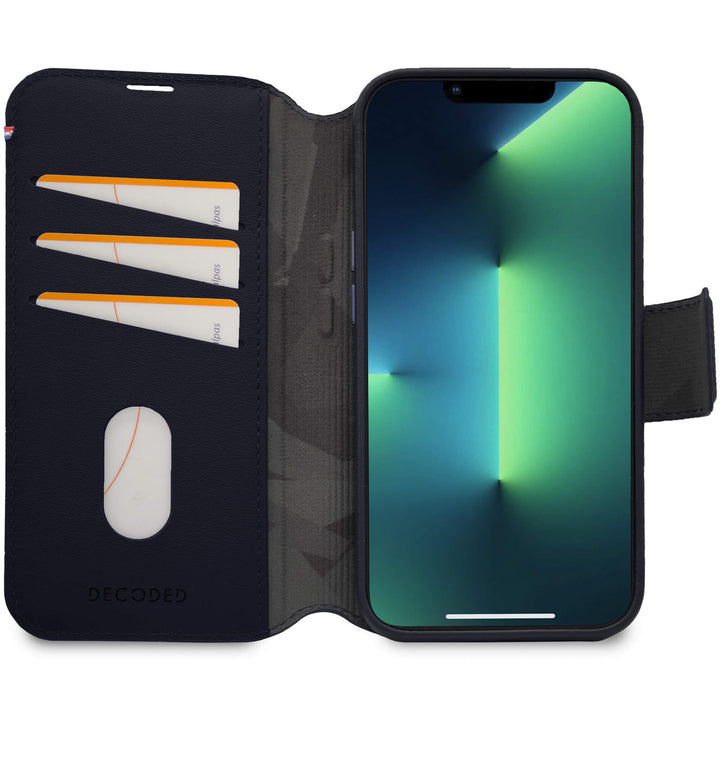 Decoded - Leather Detachable Wallet for iPhone 14 Plus - Steel Blue
