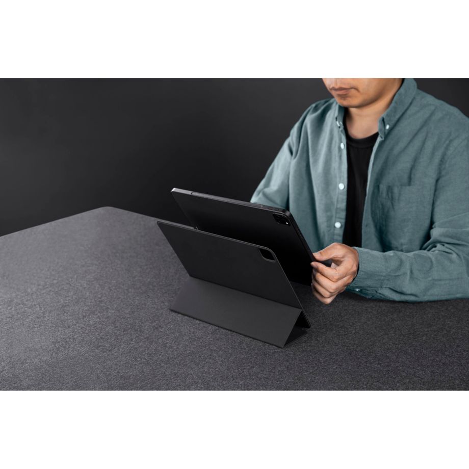 Pitaka Folio Case for iPad Pro 11"