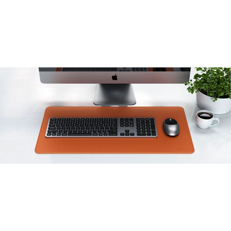 Satechi Eco Leather Desk Mat brown