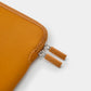 Trunk Neopren Sleeve für MacBook Air / Pro 13", Curry Yellow