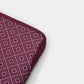 Trunk Neopren Sleeve für MacBook Air / Pro 13", Wine Red Rhombe