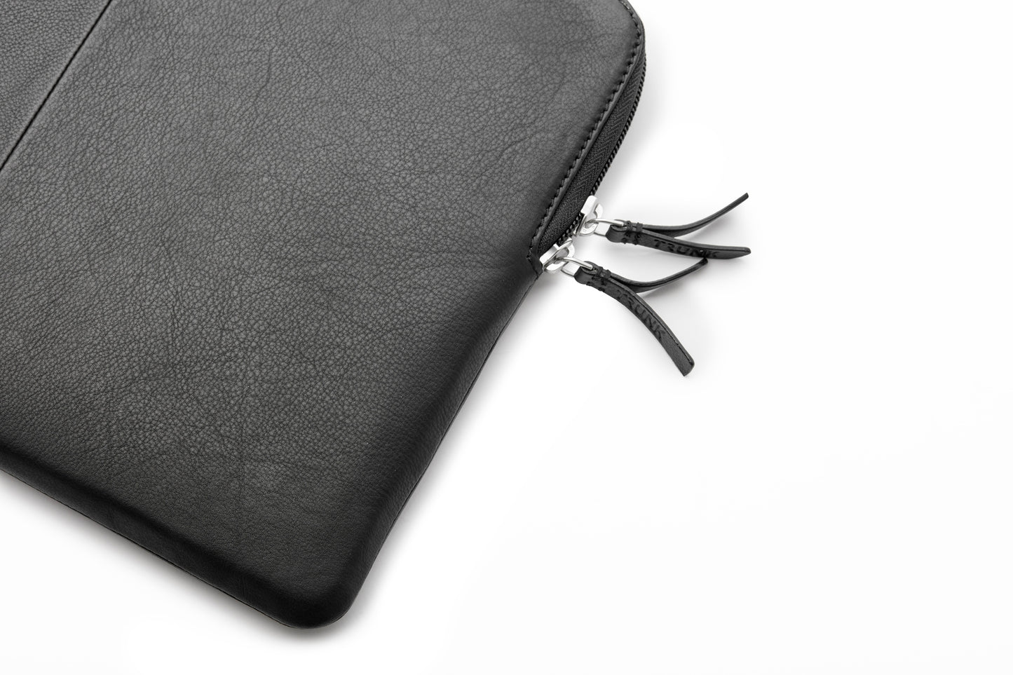 Trunk Leder Sleeve für MacBook Pro 14", Schwarz
