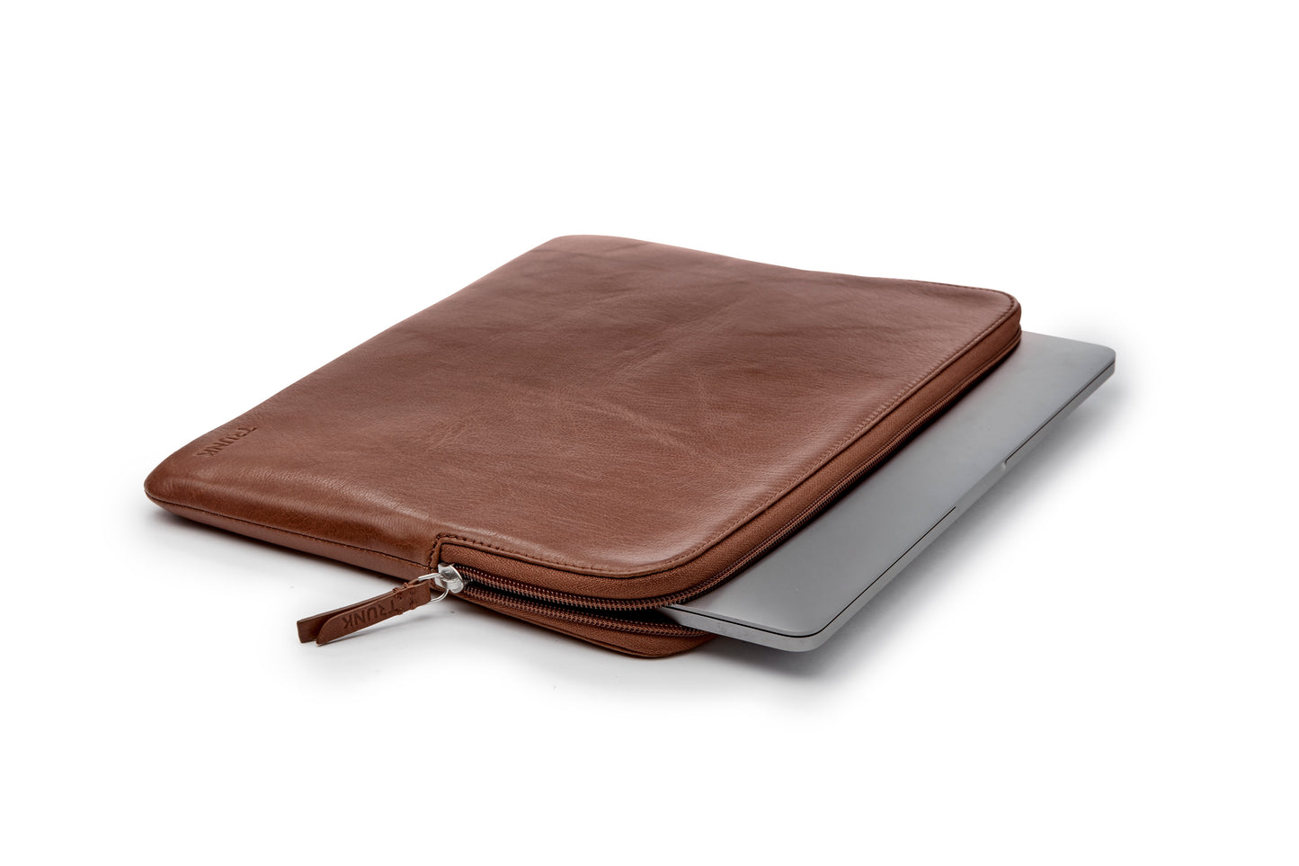 Trunk Leder Sleeve für MacBook Pro 13", Braun