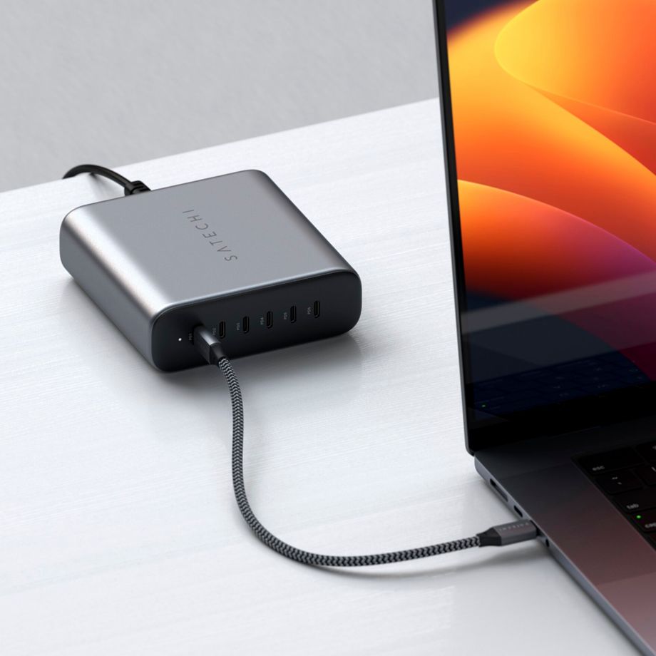 Satechi 200W Type-C 6-Port PD GaN Charger space gray