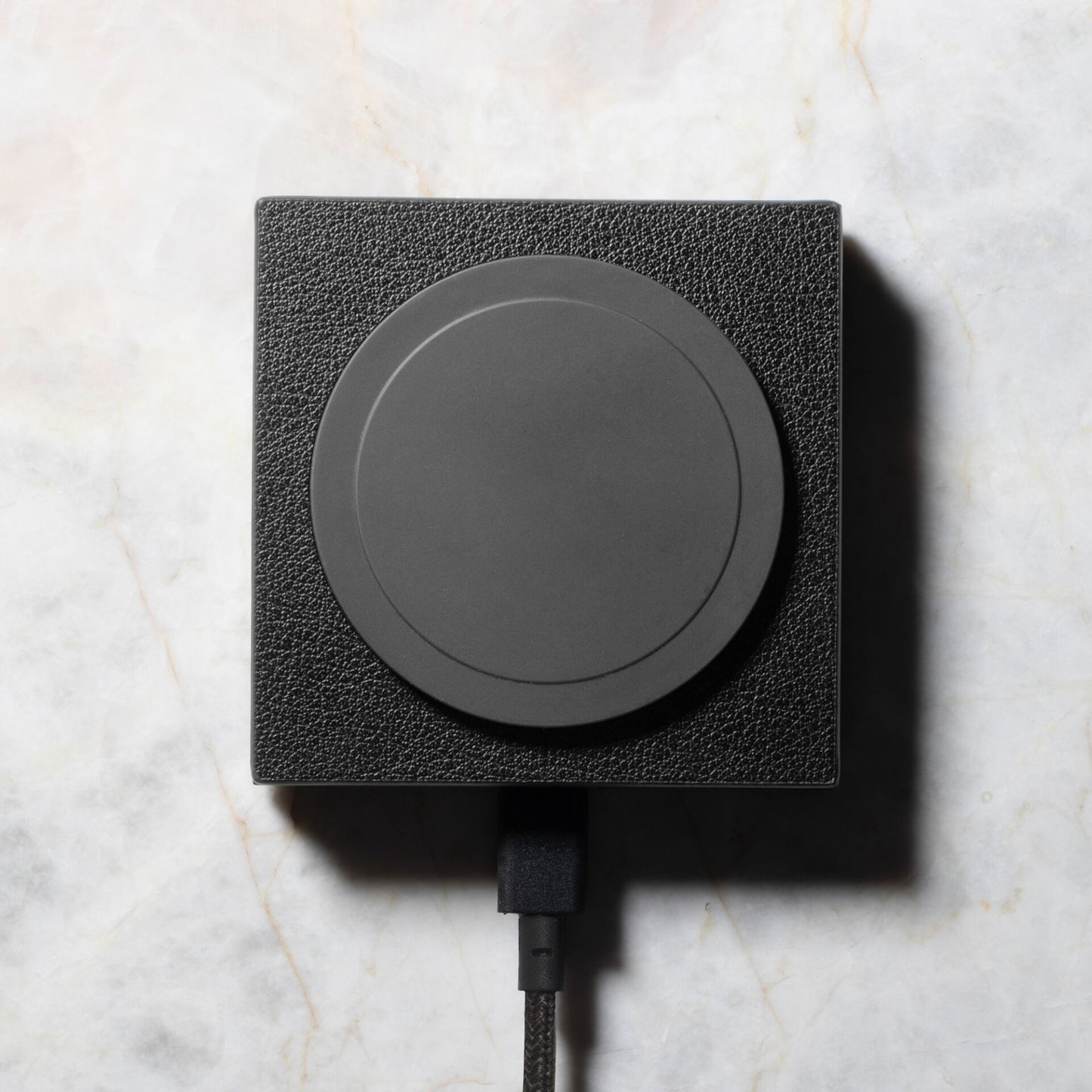 Native Union Rise Solo Foldable Qi2 Wireless Charger Black