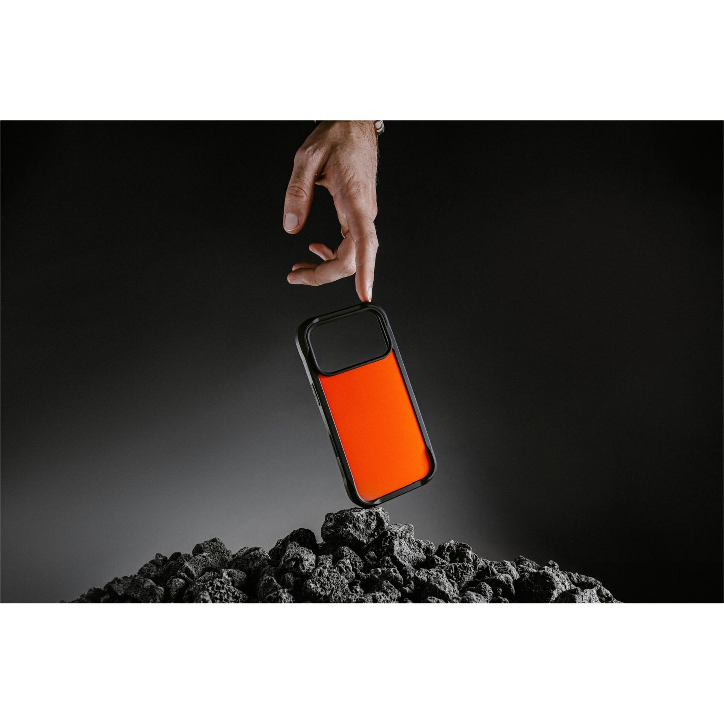 Nomad Rugged Case iPhone 17 Pro Max Ultra Orange