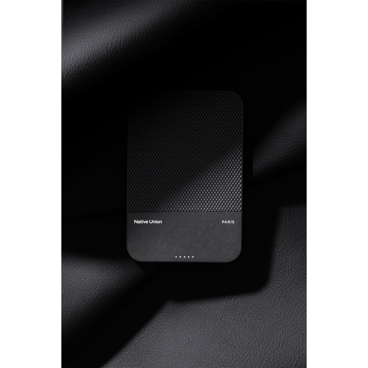 Native Union Classic Magnetic Power Bank 5000mAh Black