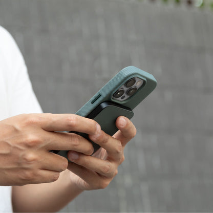 Native Union (Re)Classic Qi2 Magnetic Powerbank 5000mAh Green