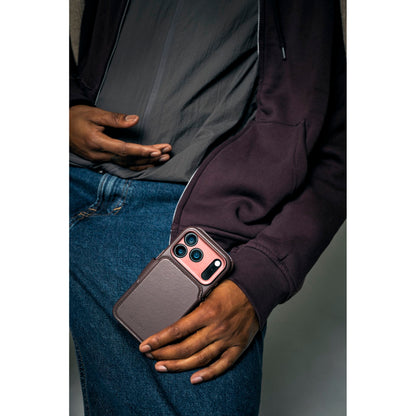 Decoded Leather Detachable Wallet iPhone 17 Pro Chocolate Brown