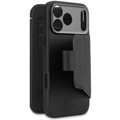 Decoded Silicone Detachable Wallet iPhone 17 Pro Max Black