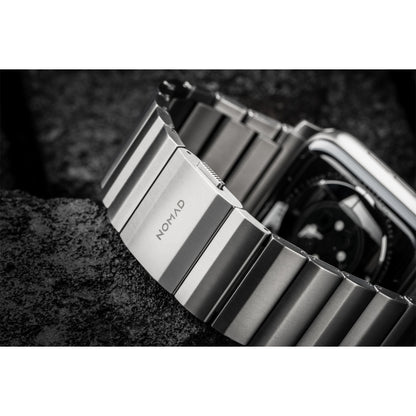 Nomad Strap Titanium Silver V2 42/44/45/49mm